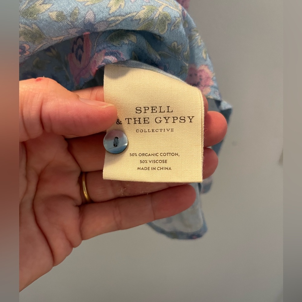 Spell Blouse - Picture 2 of 4